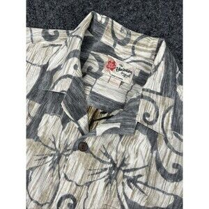 Hilo Hattie Hawaiian Shirt Men’s XL Floral Button Up Vacation